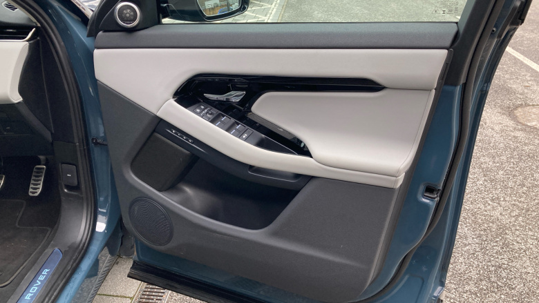 Land Rover Range Rover Evoque 2.0 D200 Dynamic SE 5dr Auto Diesel Hatchback